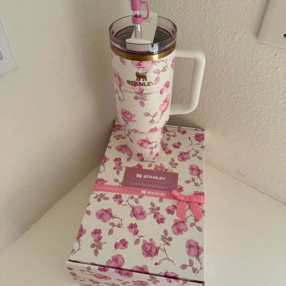 Stanley x Loveshackfancy 40 oz quencher